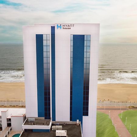 Hyatt House Virginia Beach / Oceanfront Exterior photo